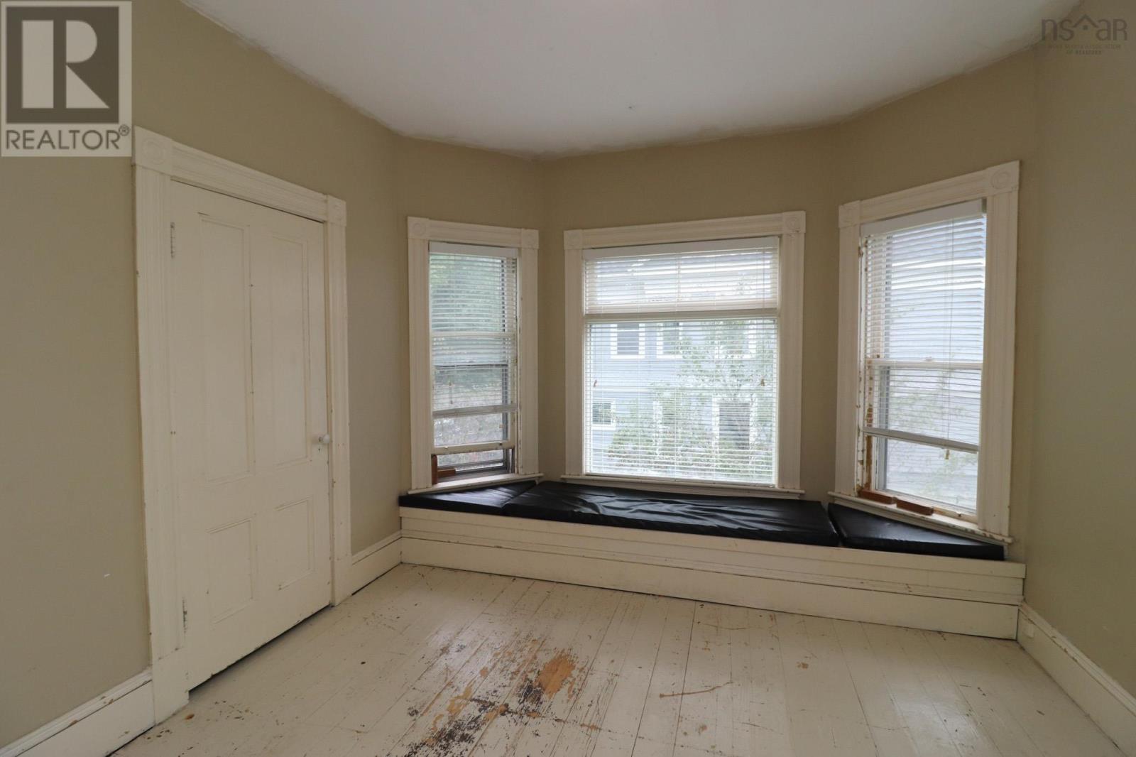 8 Lansdoon Place, Truro, Nova Scotia  B2N 2G1 - Photo 13 - 202522474