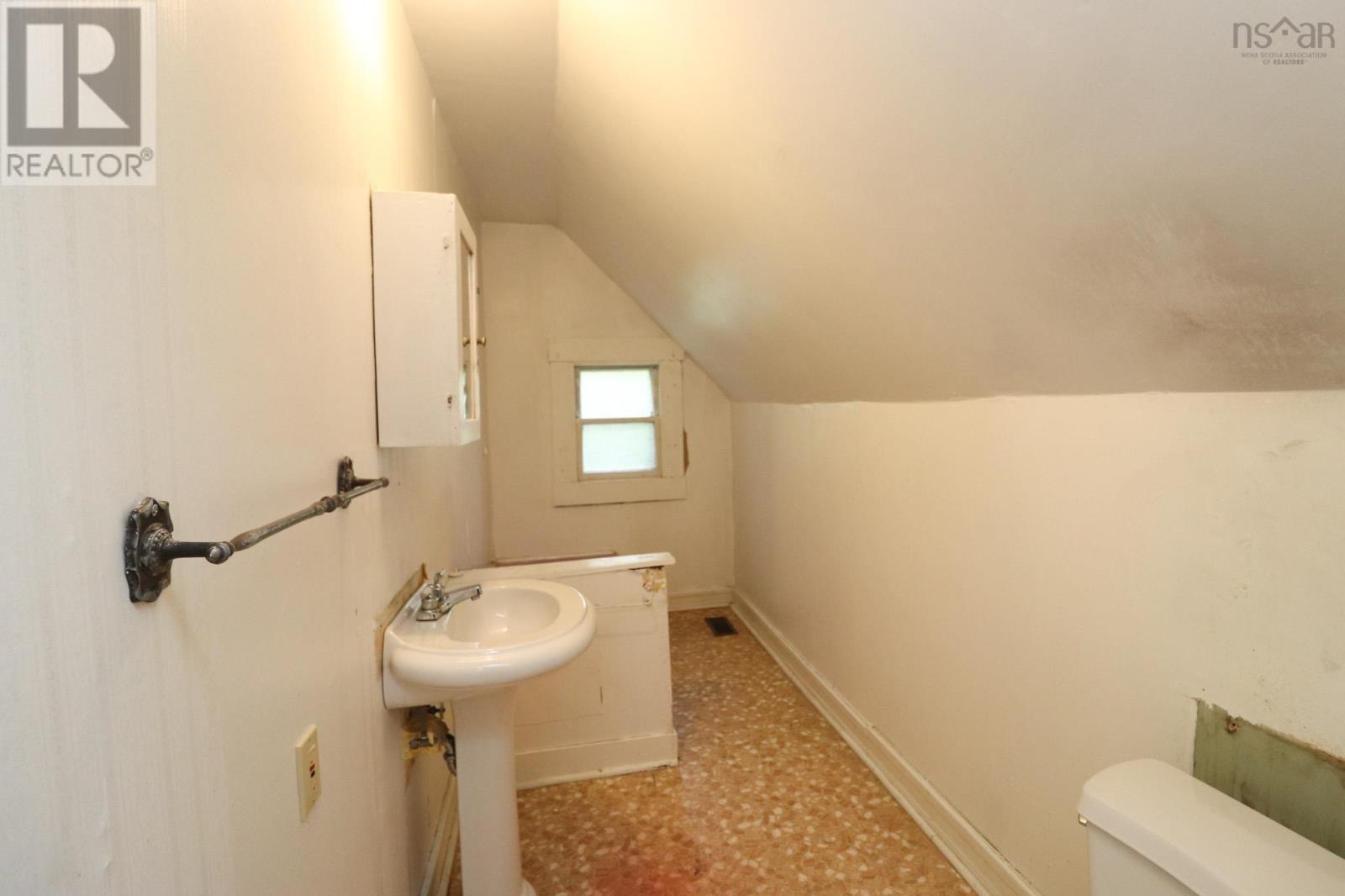 8 Lansdoon Place, Truro, Nova Scotia  B2N 2G1 - Photo 22 - 202522474