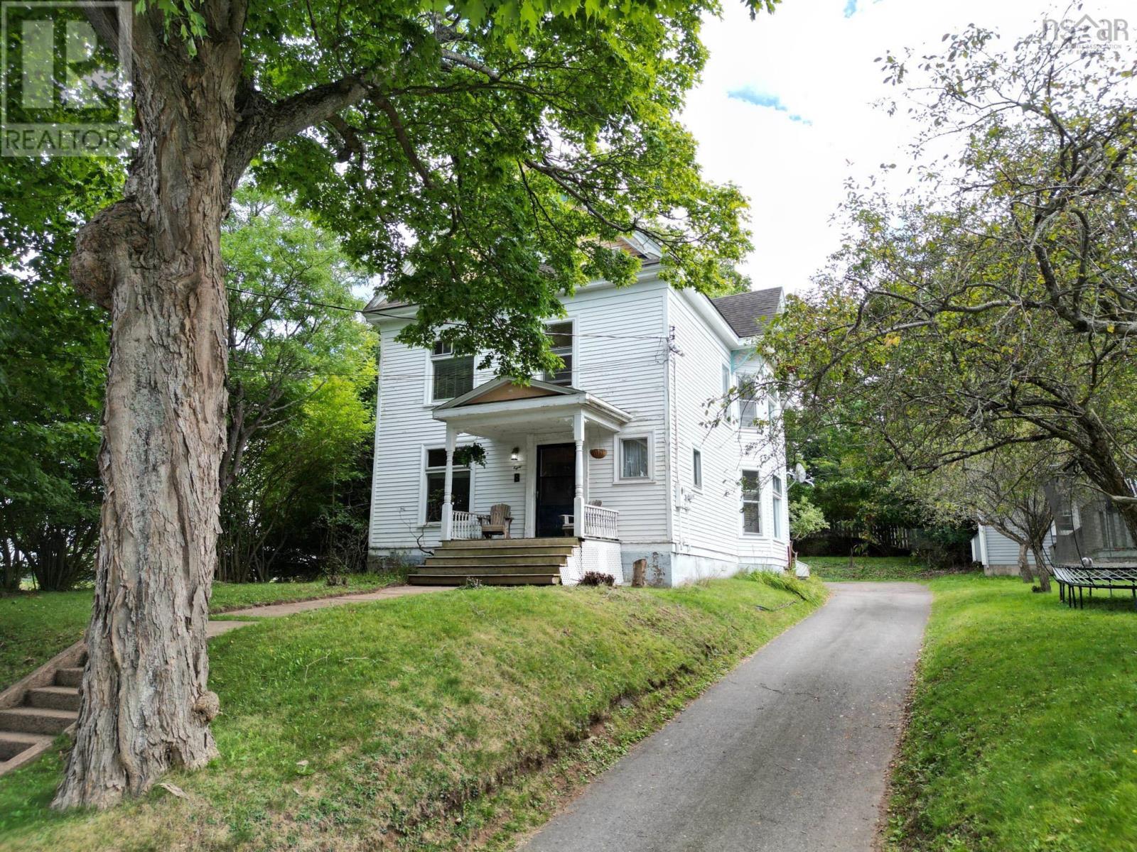 8 Lansdoon Place, Truro, Nova Scotia  B2N 2G1 - Photo 24 - 202522474