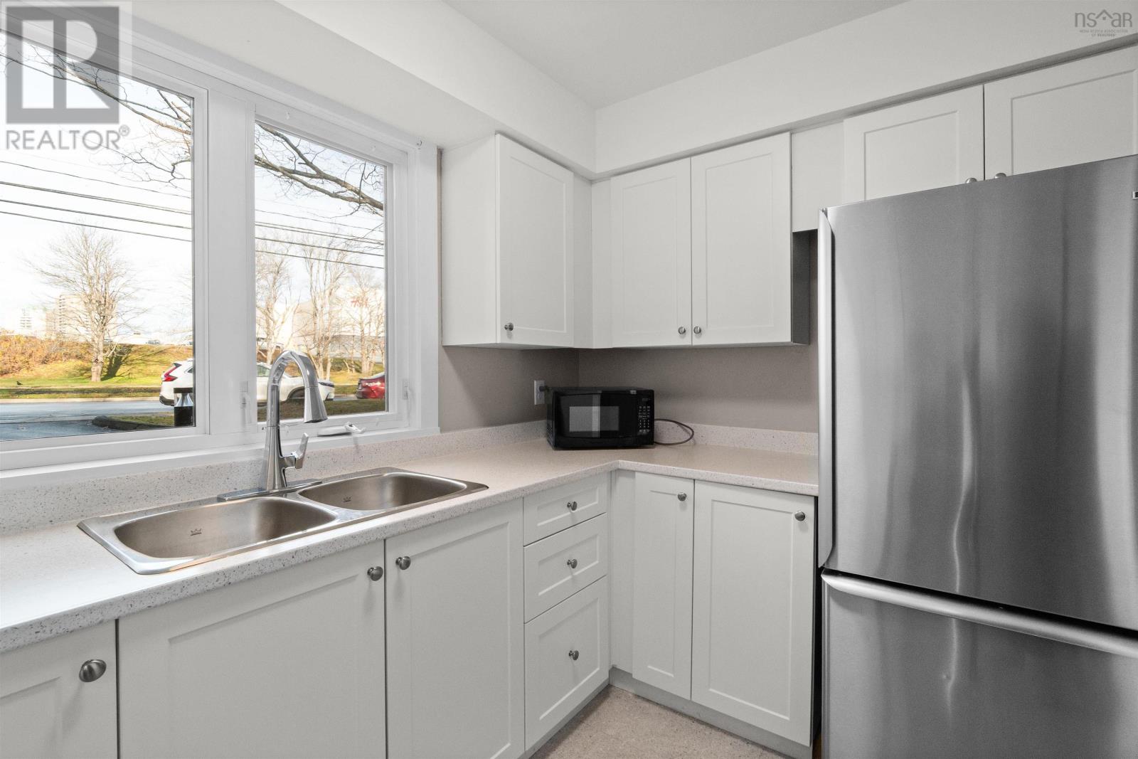 3 Garden Court Terrace, Dartmouth, Nova Scotia  B3A 3S6 - Photo 4 - 202528714