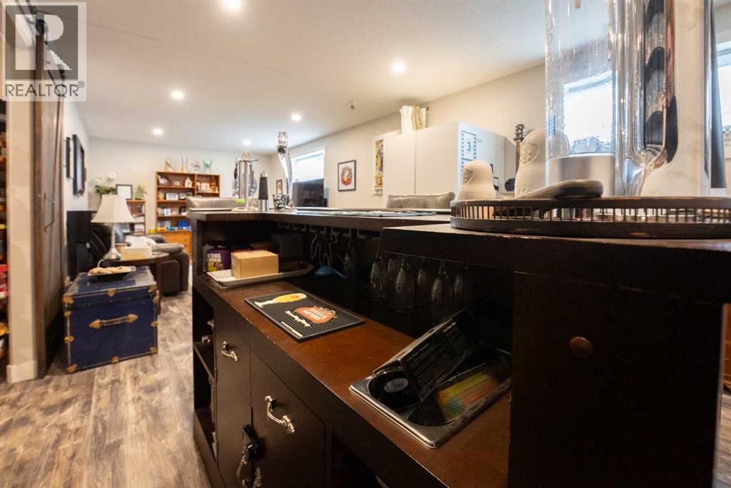 4, 59 Aquitania Circle W, Lethbridge, Alberta  T1J 5M5 - Photo 26 - A2264593