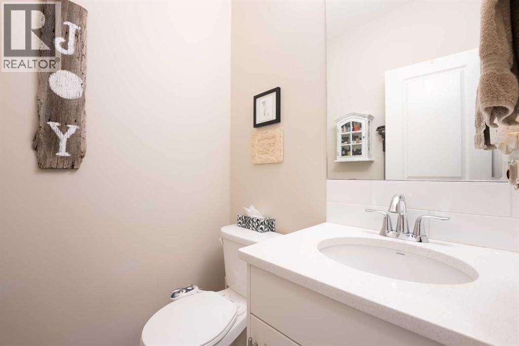 4, 59 Aquitania Circle W, Lethbridge, Alberta  T1J 5M5 - Photo 22 - A2264593