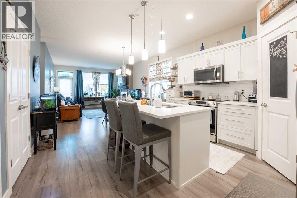 4, 59 Aquitania Circle W, Lethbridge, Alberta  T1J 5M5 - Photo 4 - A2264593