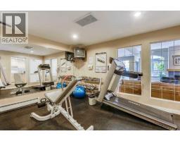 329, 22 Richard Place SW Lincoln Park