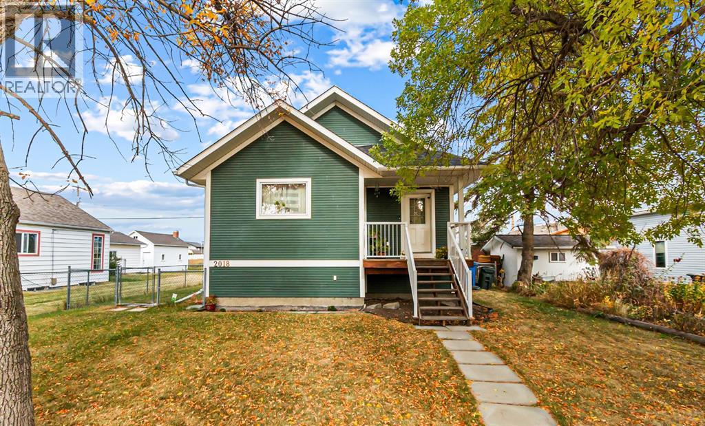 2018 24 Avenue, Didsbury, Alberta  T0M 0W0 - Photo 3 - A2262451