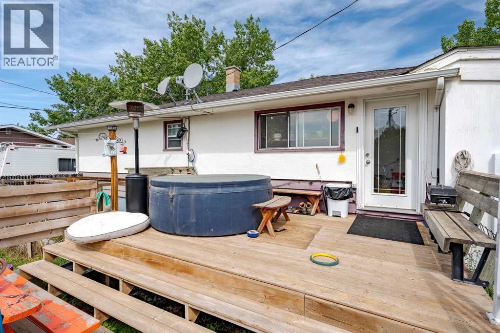 841 E Nanton Street, Carstairs, Alberta  T0M 0N0 - Photo 39 - A2267704