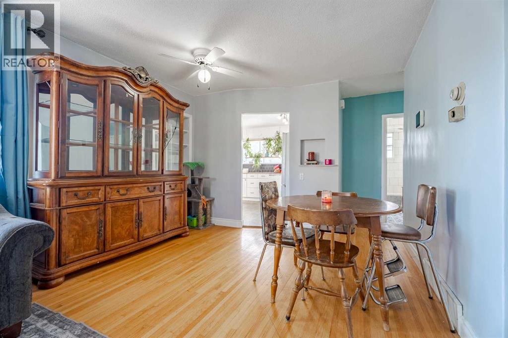 841 E Nanton Street, Carstairs, Alberta  T0M 0N0 - Photo 13 - A2267704