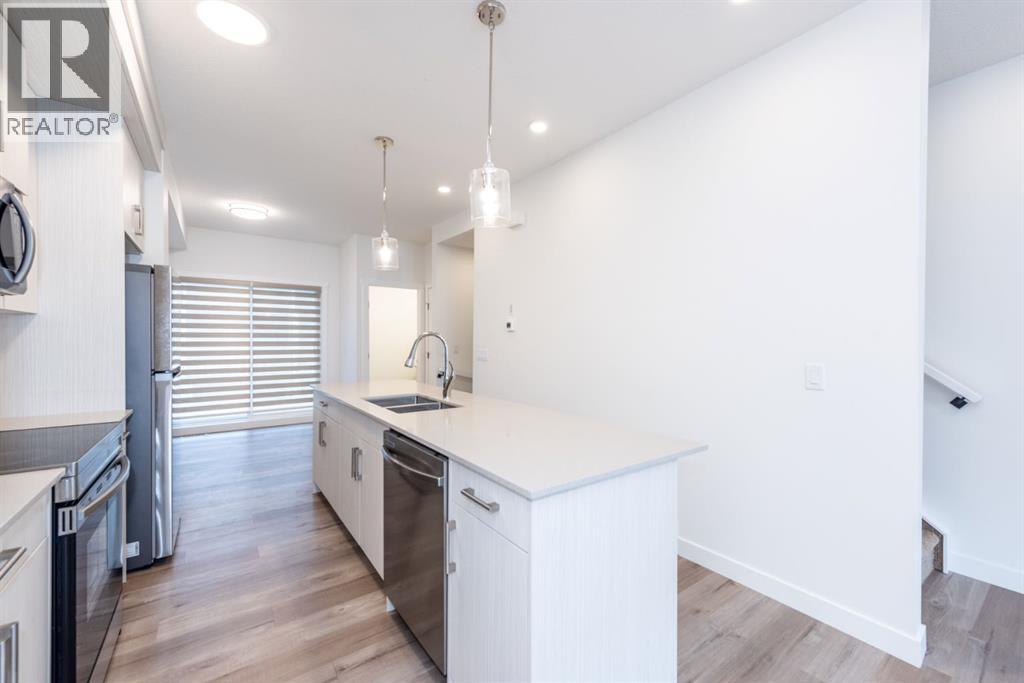 905, 33 Merganser Drive W, Chestermere, Alberta T1X 2S3 - Photo 7 - A2268972