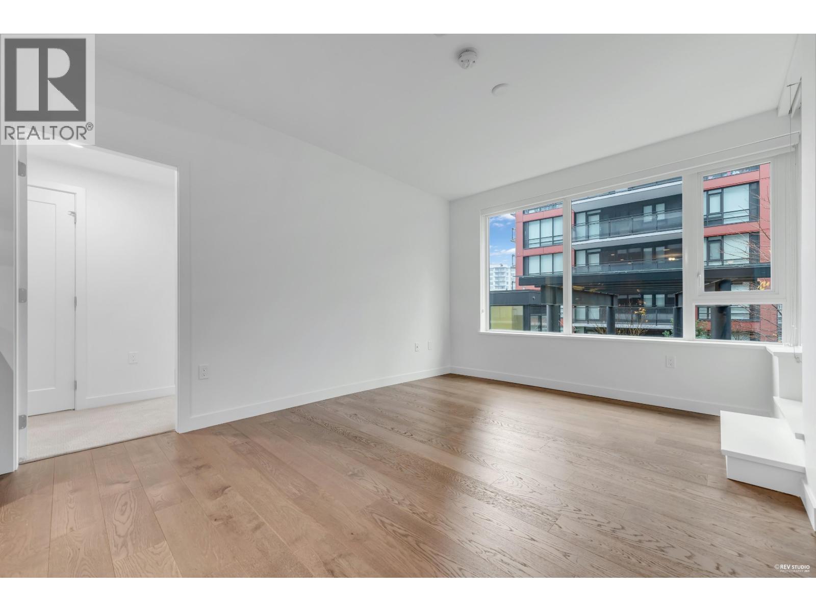 612 8160 Mcmyn Way, Richmond, British Columbia  V6X 0V2 - Photo 8 - R3070611