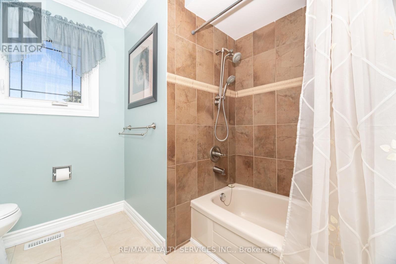 30 Starling Court, Brampton, Ontario  L6Z 3P5 - Photo 31 - W12586368