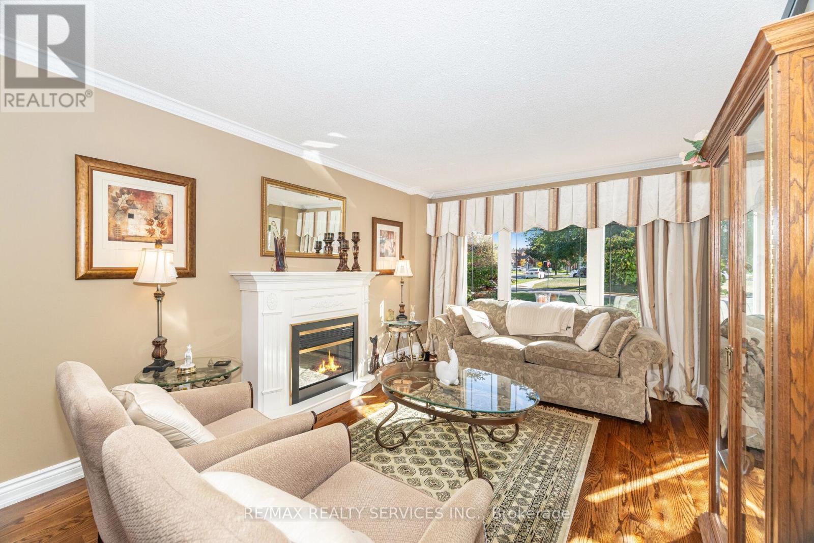 30 Starling Court, Brampton, Ontario  L6Z 3P5 - Photo 8 - W12586368