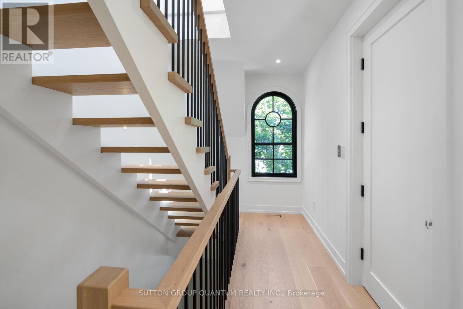 78 Trafalgar Road, Oakville, Ontario  L6J 2S7 - Photo 23 - W12586380