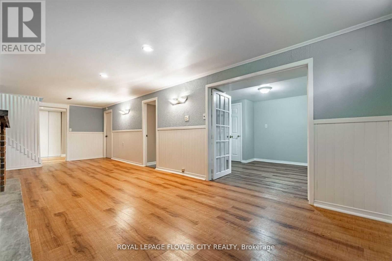 5 Grassmere Crescent, Brampton, Ontario  L6S 1C9 - Photo 6 - W12586404