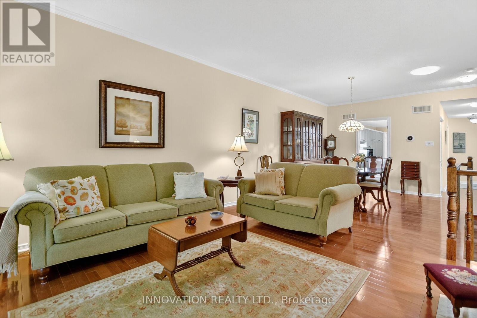 9 Heather Glen Court, Ottawa, Ontario  K2S 1L3 - Photo 5 - X12586522