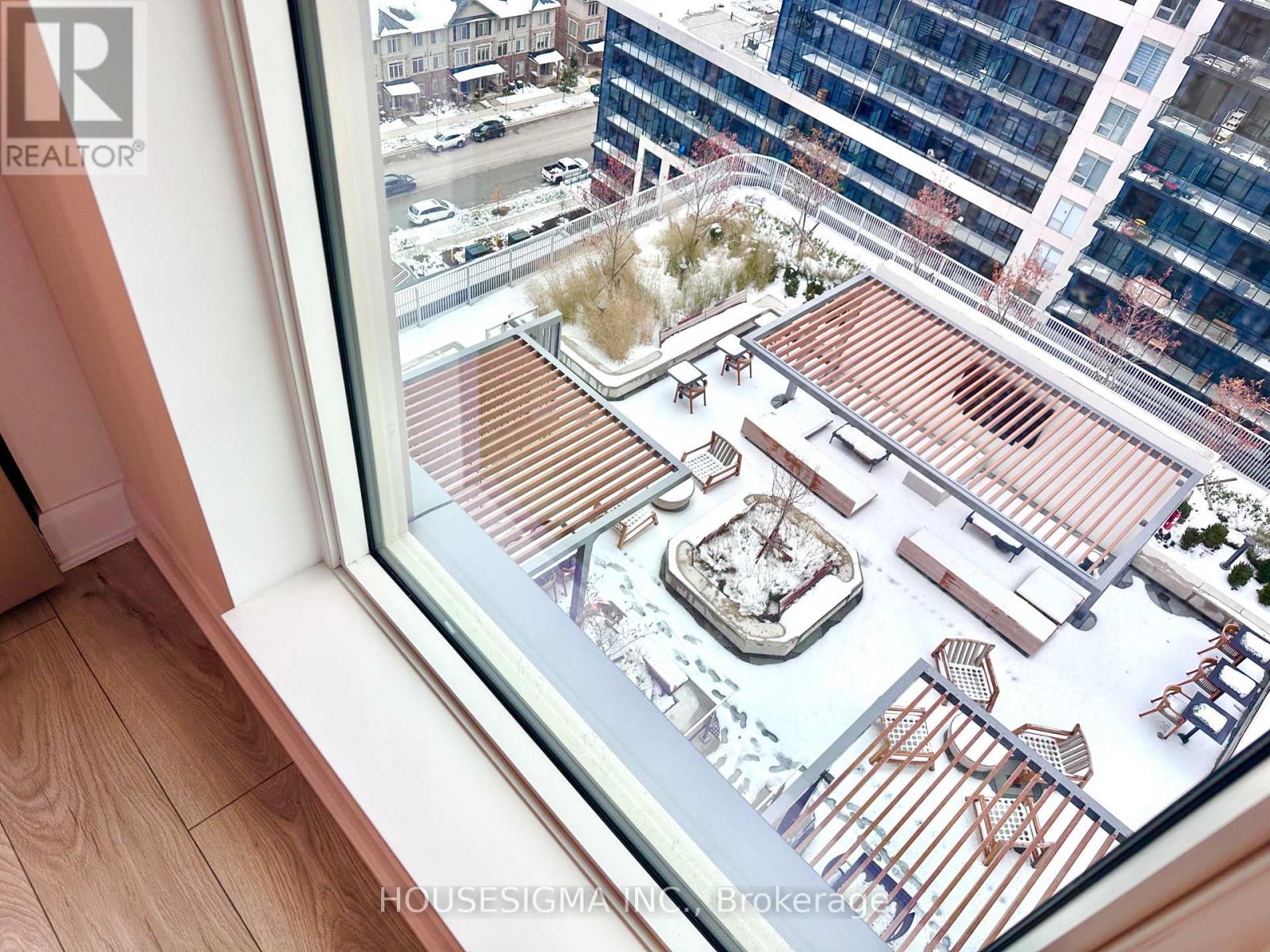 1702 - 3240 William Coltson Avenue, Oakville, Ontario  L6H 8C8 - Photo 8 - W12537958