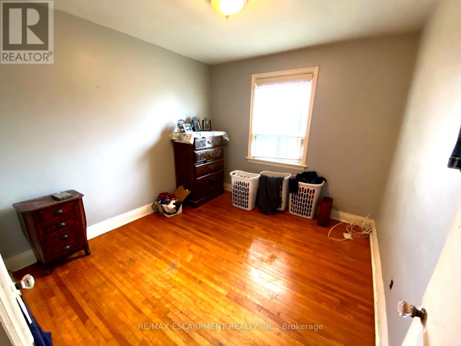 140 Stewartdale Avenue, Hamilton, Ontario  L8K 4P5 - Photo 7 - X12586344