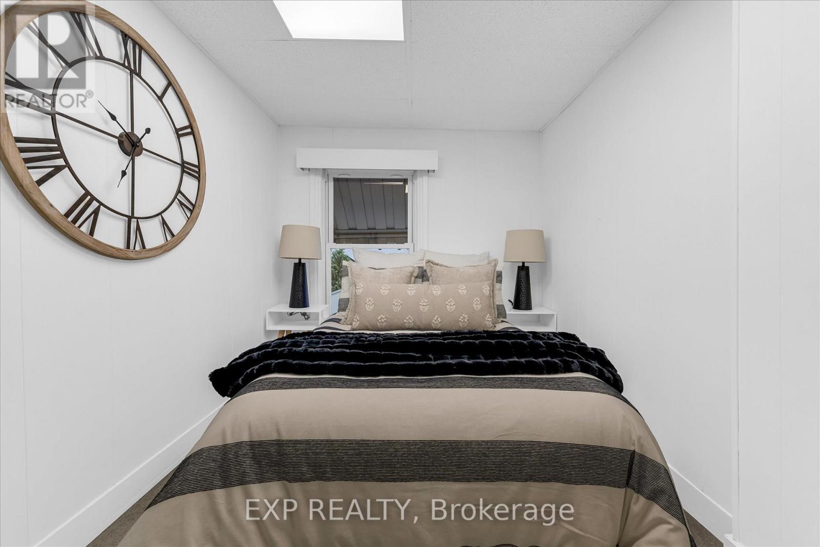 11 Ford Street, Hamilton, Ontario  L8N 2P4 - Photo 18 - X12586348