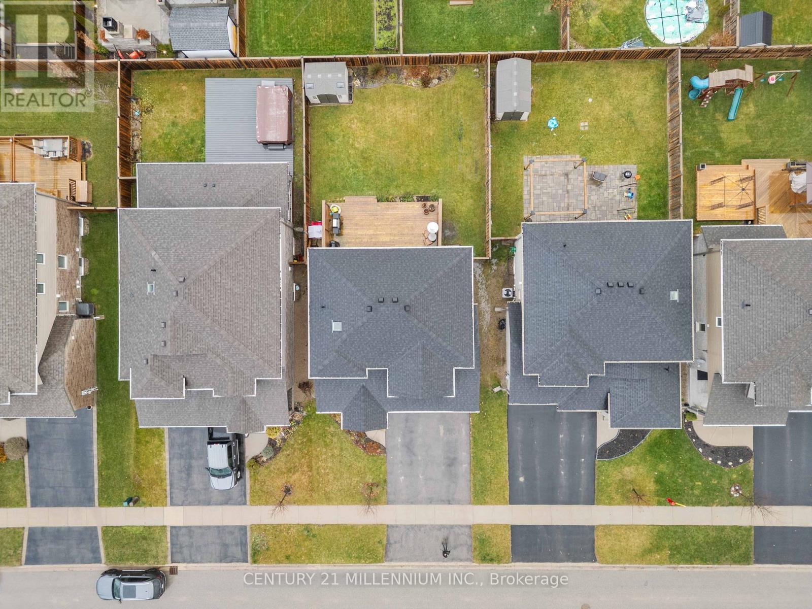 24 Hilborn Street, East Luther Grand Valley, Ontario  L9W 6P4 - Photo 3 - X12586384