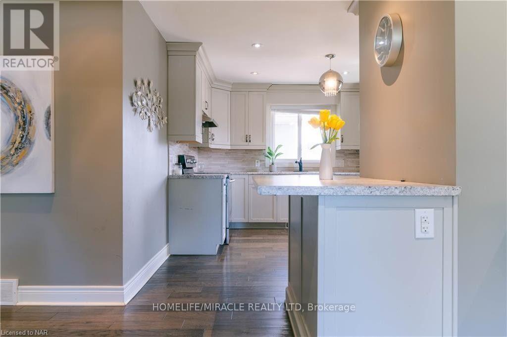 #main - 2256 Stanley Avenue, Niagara Falls, Ontario  L2J 0C8 - Photo 22 - X12586392