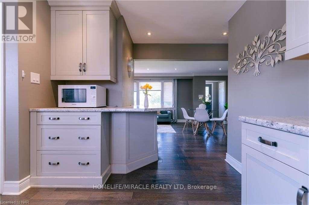 #main - 2256 Stanley Avenue, Niagara Falls, Ontario  L2J 0C8 - Photo 28 - X12586392