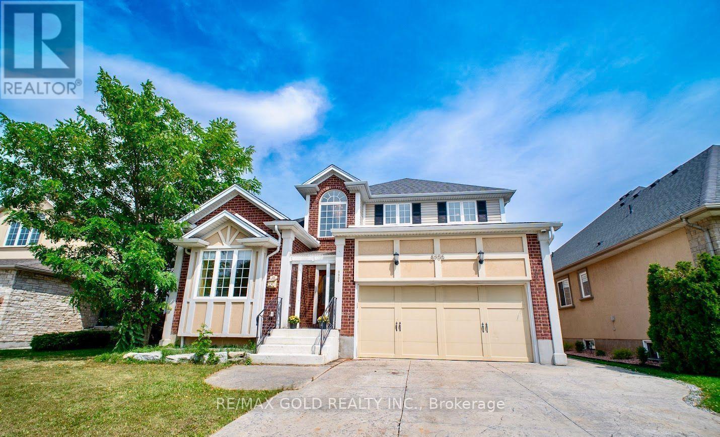 8905 MCGARRY DRIVE, Niagara Falls, Ontario