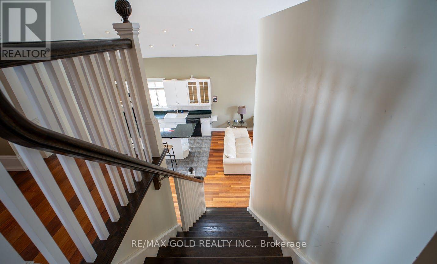 8905 Mcgarry Drive, Niagara Falls, Ontario  L2H 3P1 - Photo 15 - X12586400