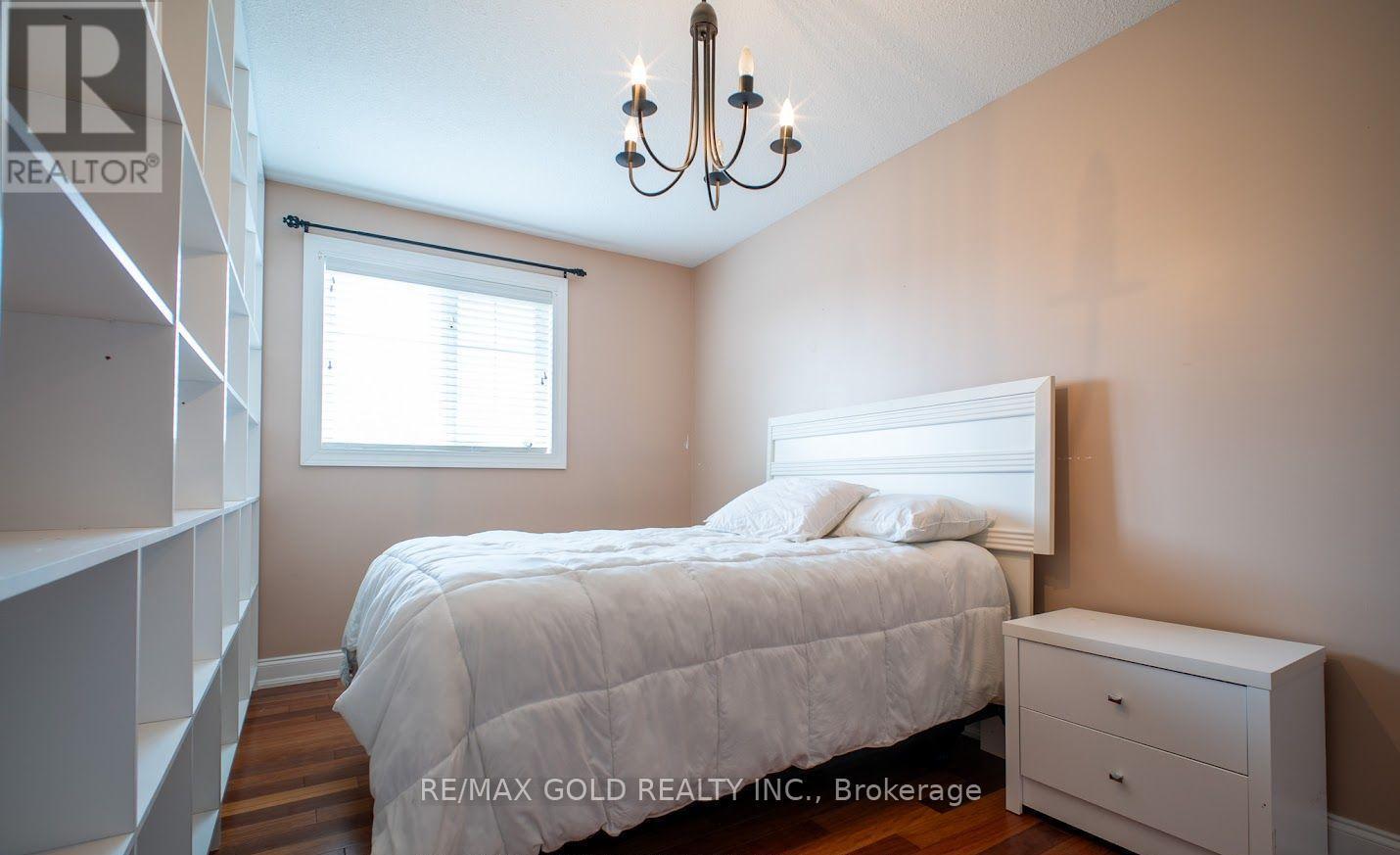 8905 Mcgarry Drive, Niagara Falls, Ontario  L2H 3P1 - Photo 22 - X12586400
