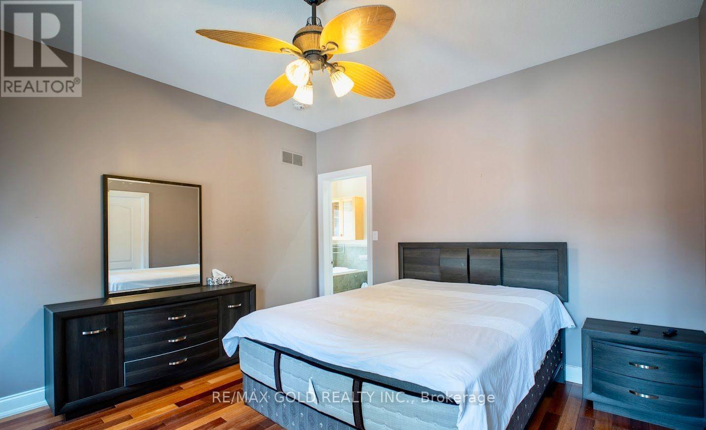 8905 Mcgarry Drive, Niagara Falls, Ontario  L2H 3P1 - Photo 27 - X12586400