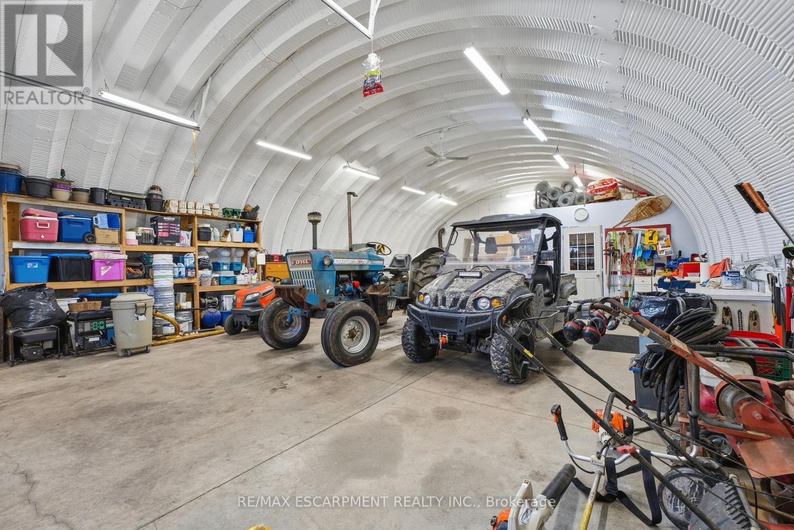 9071 North Chippawa Road, West Lincoln, Ontario  L0R 2A0 - Photo 33 - X12586410