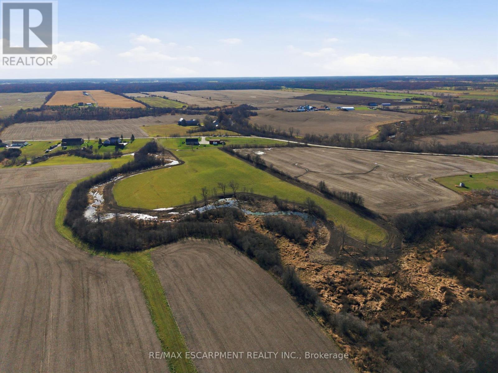 9071 North Chippawa Road, West Lincoln, Ontario  L0R 2A0 - Photo 8 - X12586410