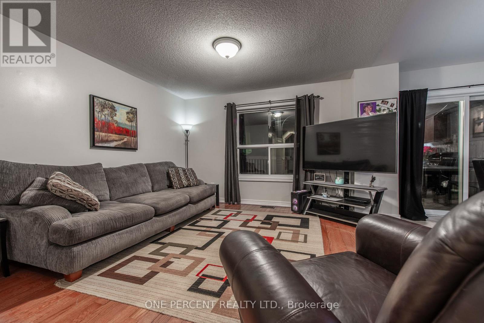 420 Orvis Crescent, Shelburne, Ontario  L0N 1S2 - Photo 5 - X12586426