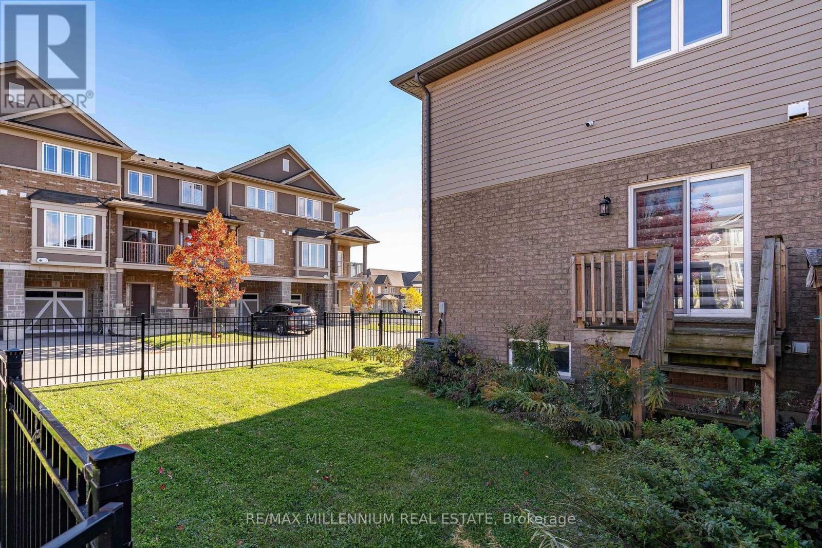 235 Bellagio Avenue, Hamilton, Ontario  L0R 1P0 - Photo 39 - X12586476