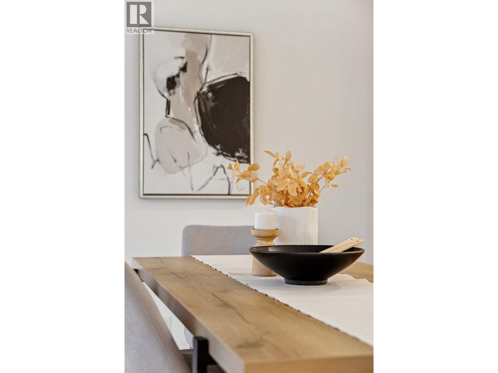 Th1431 Hunter Street, North Vancouver, British Columbia  V7J 1H3 - Photo 11 - R3070913