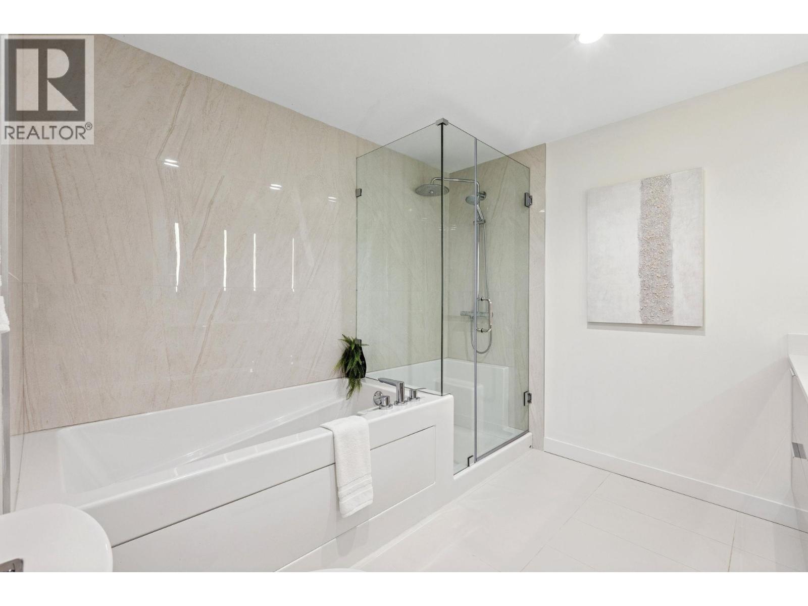 Th1431 Hunter Street, North Vancouver, British Columbia  V7J 1H3 - Photo 22 - R3070913