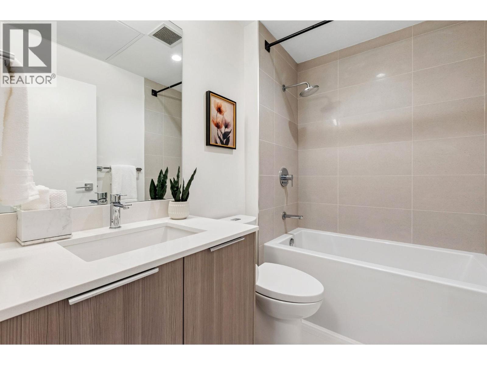 Th1431 Hunter Street, North Vancouver, British Columbia  V7J 1H3 - Photo 24 - R3070913