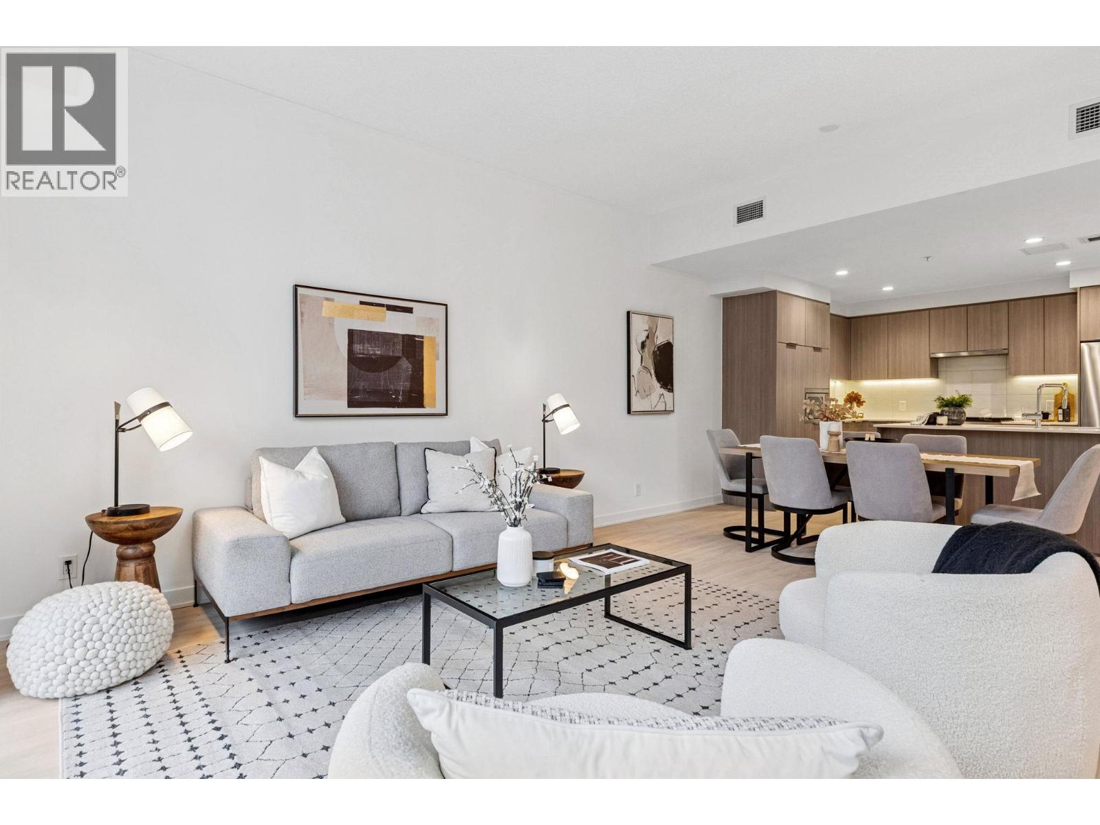 Th1431 Hunter Street, North Vancouver, British Columbia  V7J 1H3 - Photo 6 - R3070913