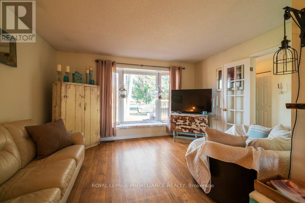 26 Dollar Crescent, Greater Napanee, Ontario  K7R 3K7 - Photo 12 - X12585842