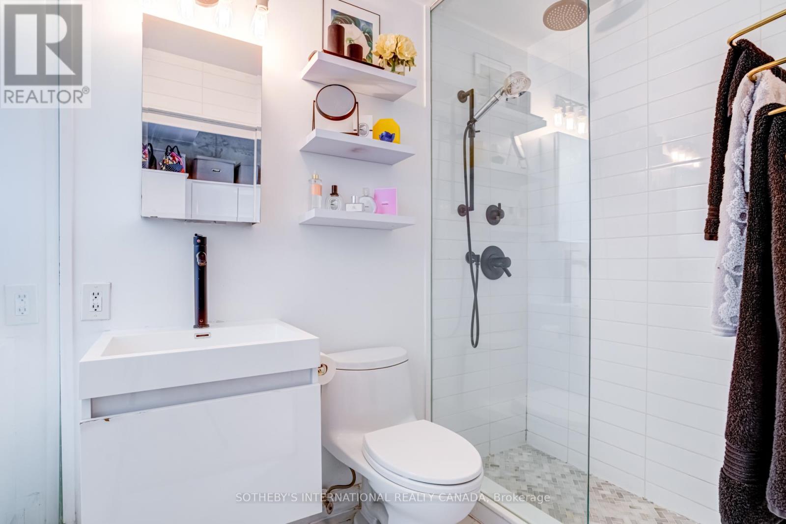 516 - 388 Richmond Street W, Toronto, Ontario  M5V 3P1 - Photo 23 - C12586516