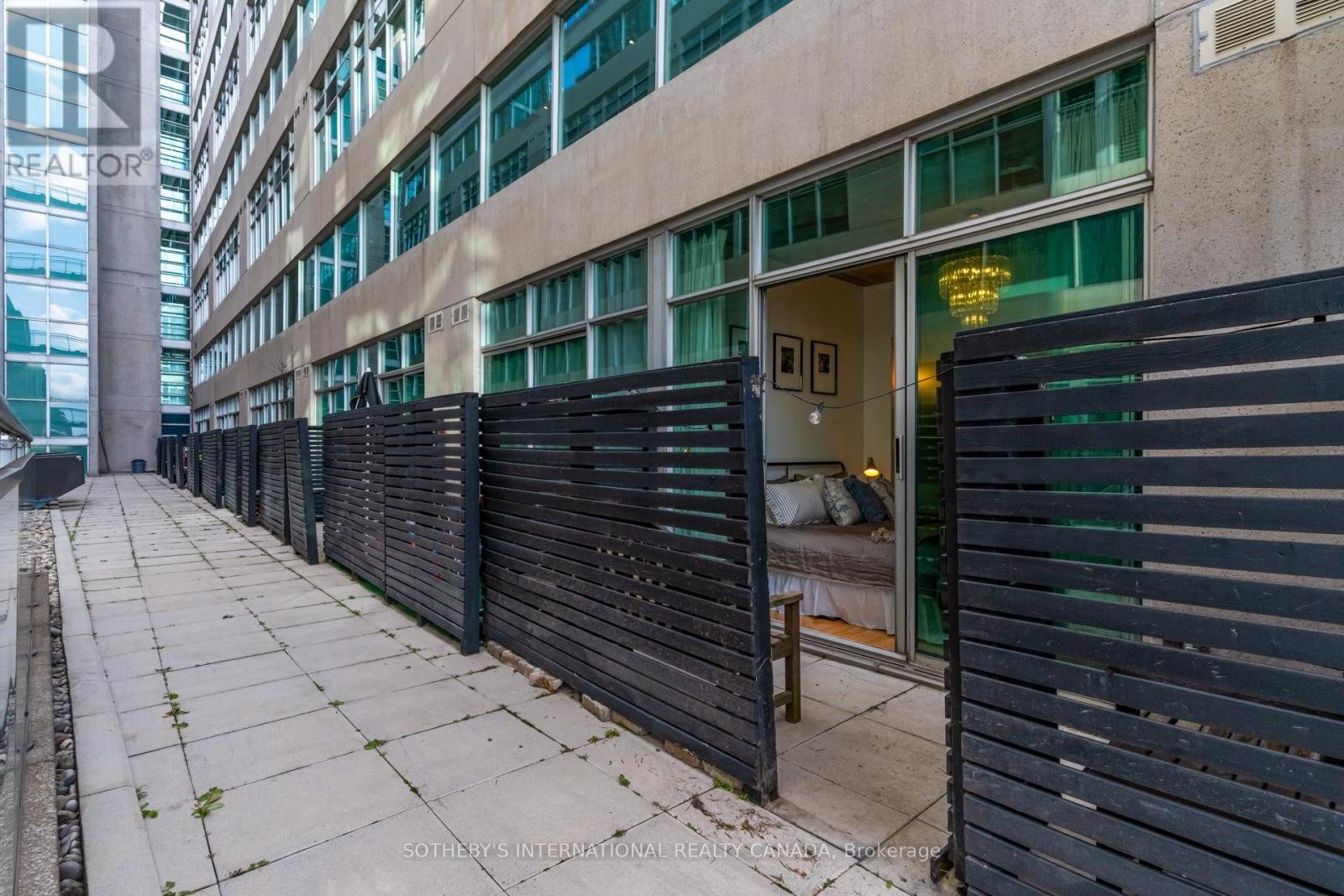 516 - 388 Richmond Street W, Toronto, Ontario  M5V 3P1 - Photo 28 - C12586516