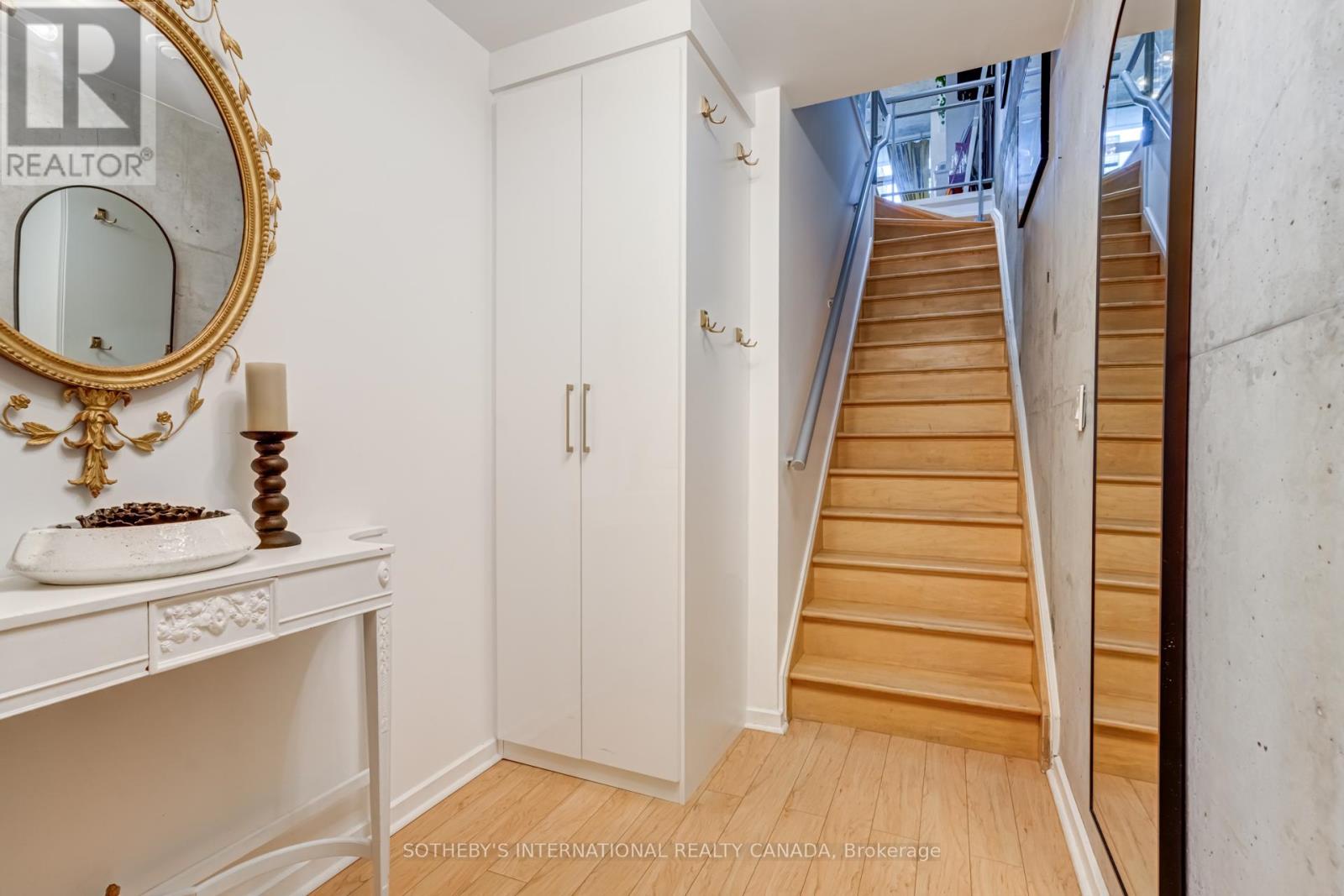 516 - 388 Richmond Street W, Toronto, Ontario  M5V 3P1 - Photo 4 - C12586516