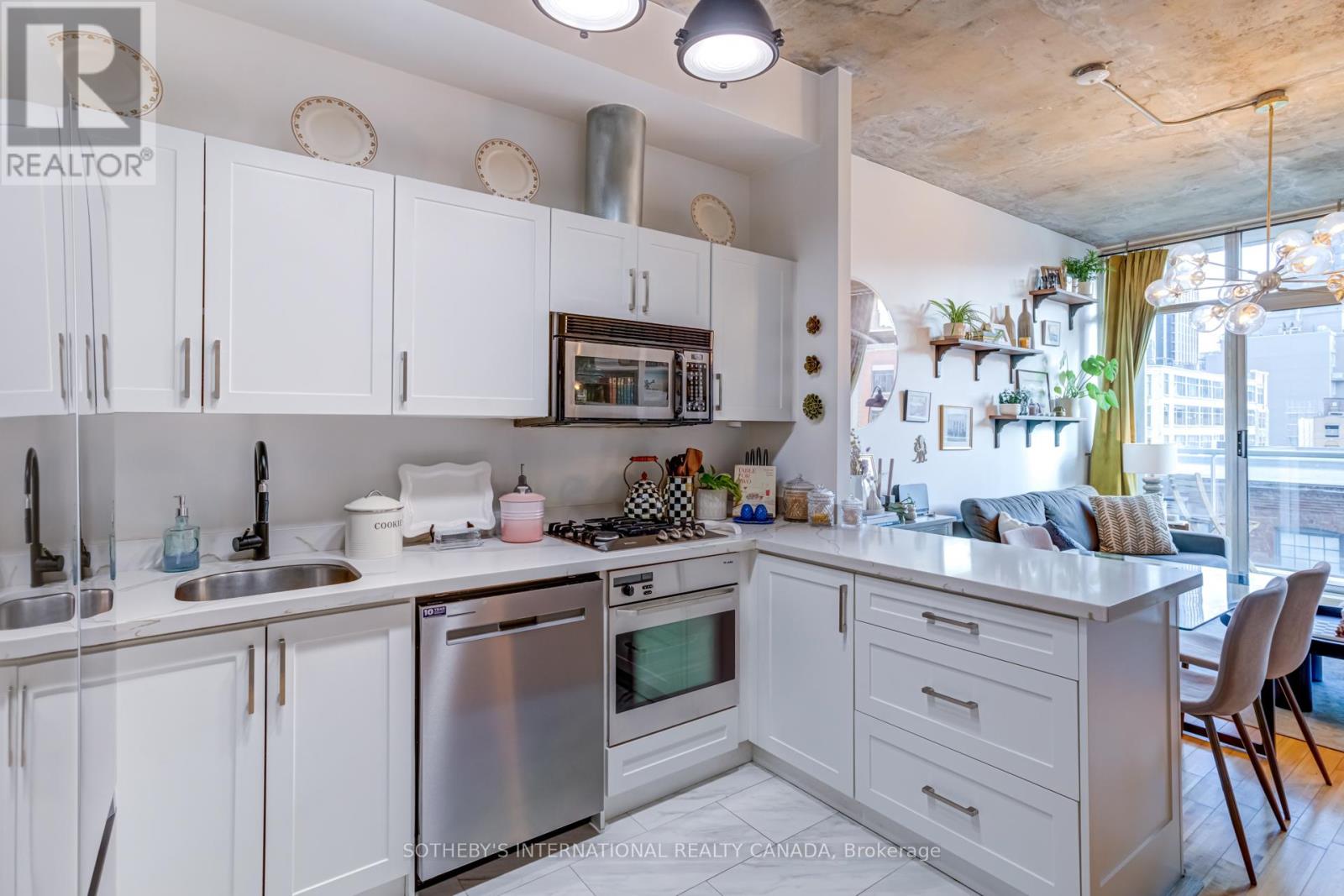 516 - 388 Richmond Street W, Toronto, Ontario  M5V 3P1 - Photo 6 - C12586516