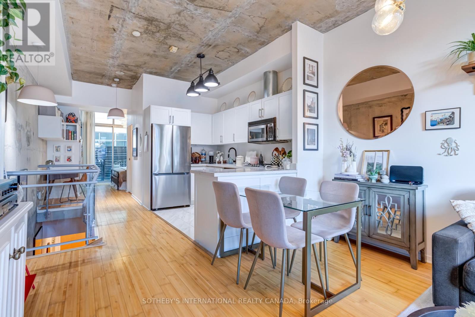 516 - 388 Richmond Street W, Toronto, Ontario  M5V 3P1 - Photo 9 - C12586516