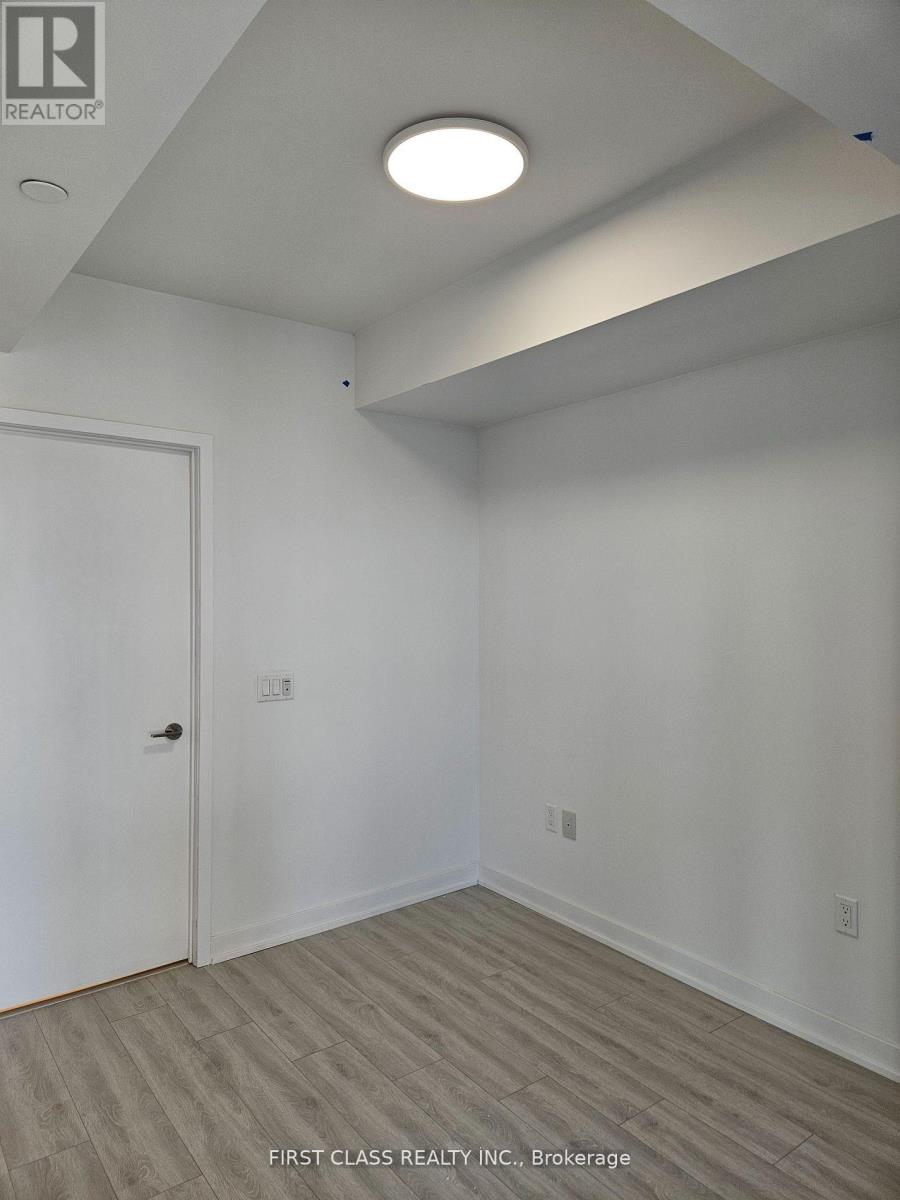 2513 - 230 Simcoe Street, Toronto, Ontario  M5T 1T4 - Photo 6 - C12586540