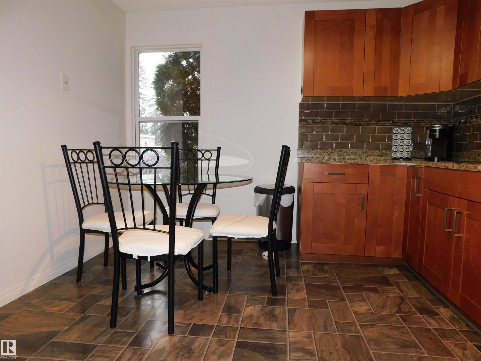 104 Greenfield Es, St. Albert, Alberta  T8N 2G2 - Photo 10 - E4466832