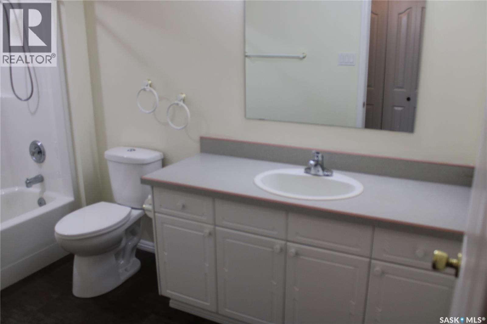 76 Russell Drive, Yorkton, Saskatchewan  S3N 3W2 - Photo 12 - SK024903