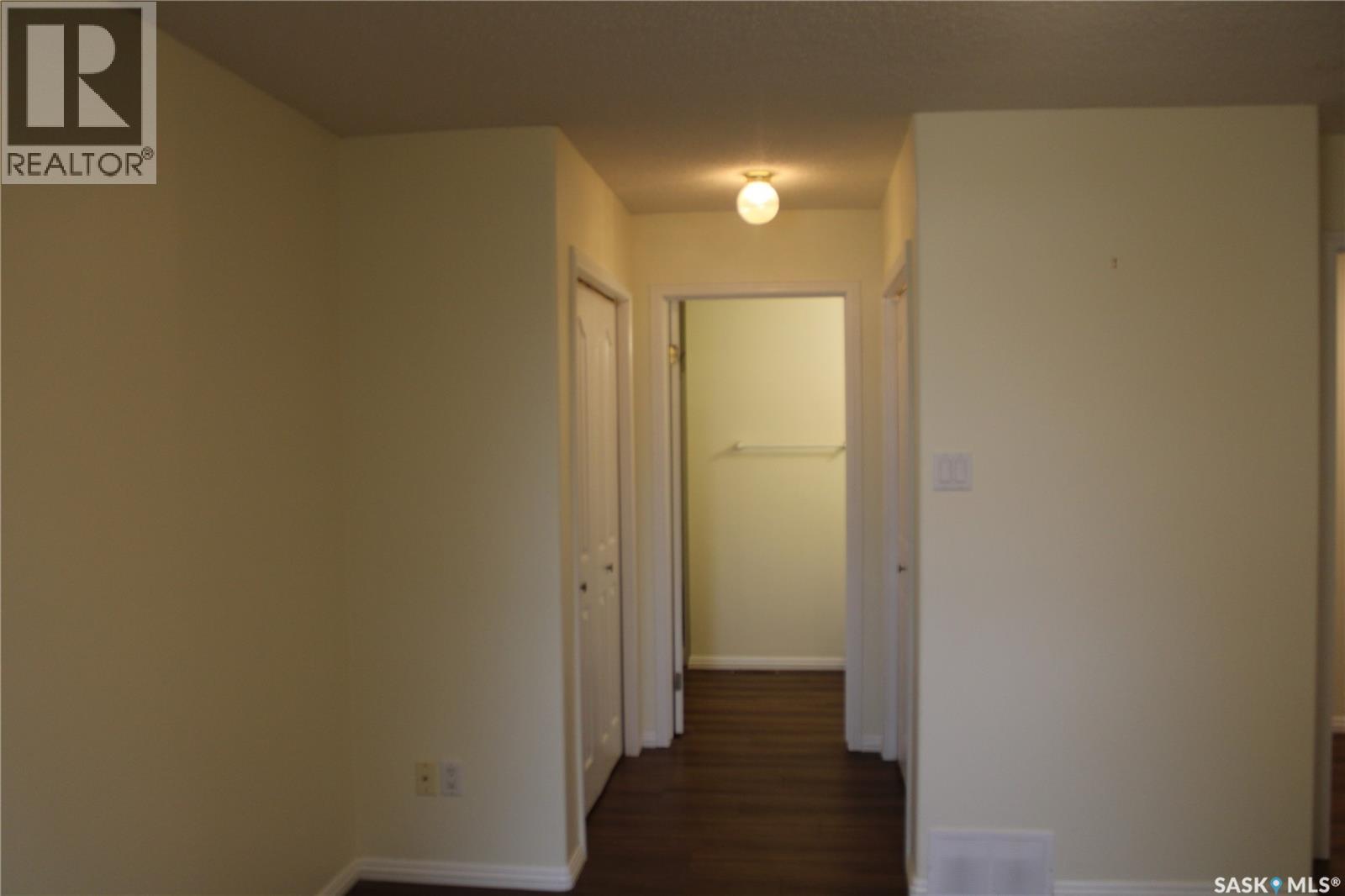 76 Russell Drive, Yorkton, Saskatchewan  S3N 3W2 - Photo 18 - SK024903