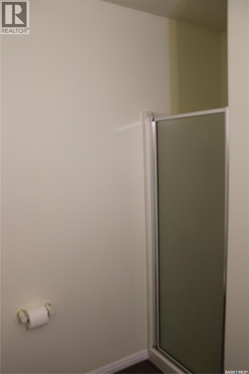 76 Russell Drive, Yorkton, Saskatchewan  S3N 3W2 - Photo 20 - SK024903