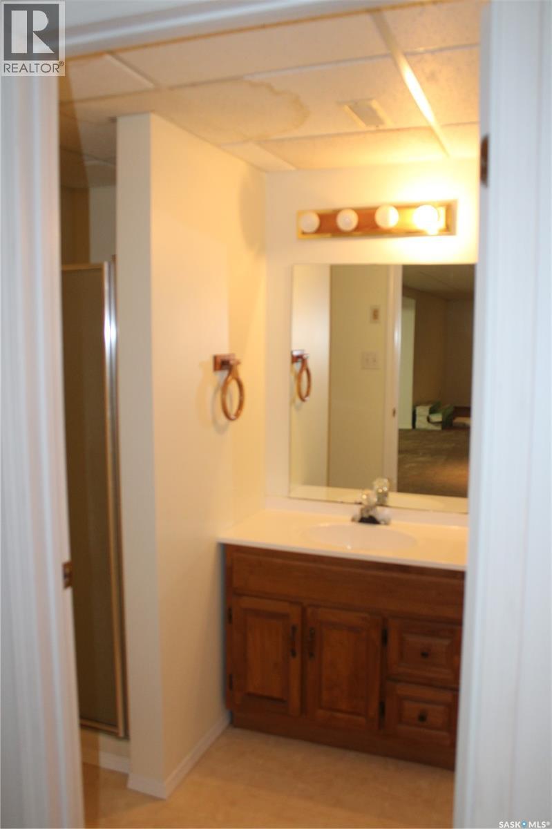 76 Russell Drive, Yorkton, Saskatchewan  S3N 3W2 - Photo 28 - SK024903