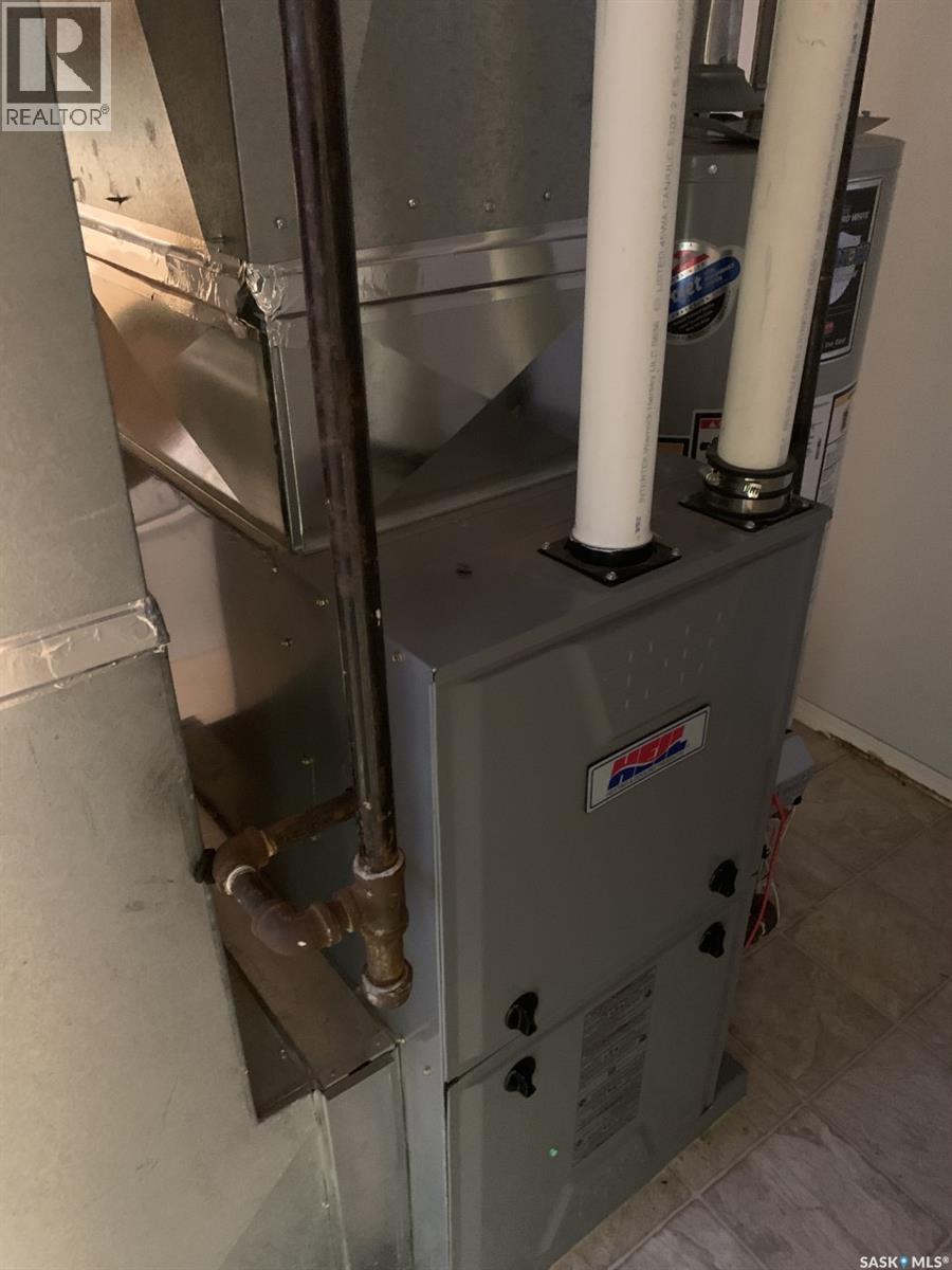 76 Russell Drive, Yorkton, Saskatchewan  S3N 3W2 - Photo 32 - SK024903