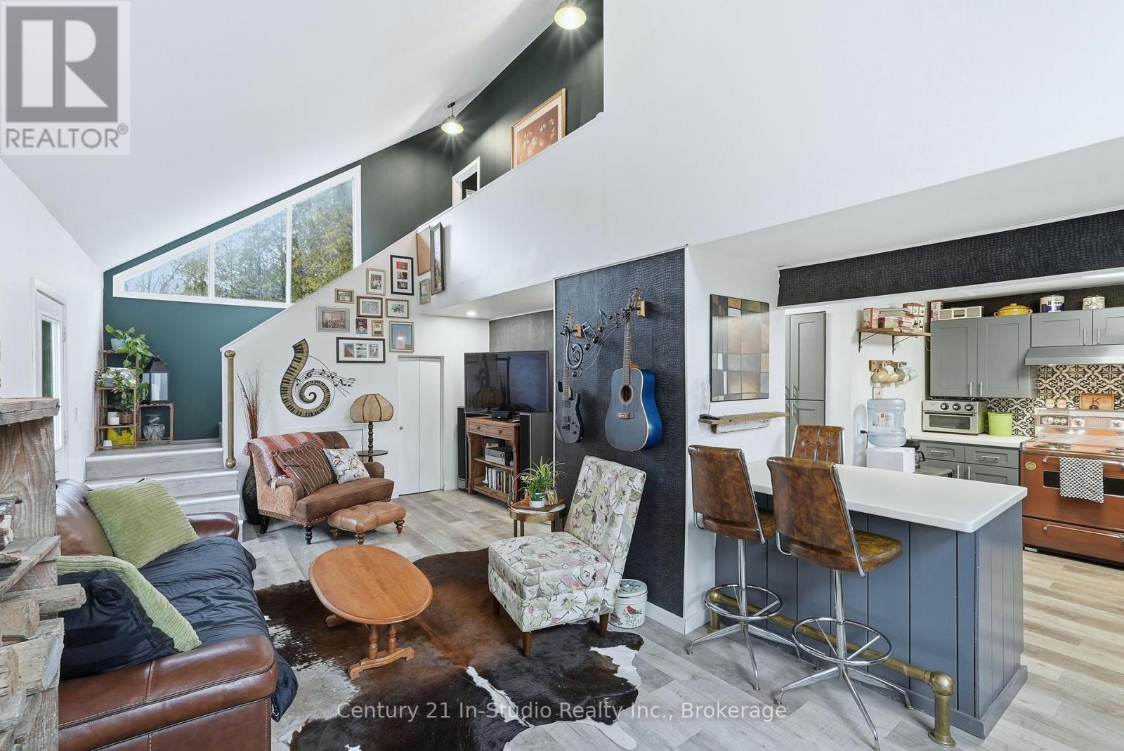 324 Bryant Street, South Bruce Peninsula, Ontario  N0H 2T0 - Photo 9 - X12566828